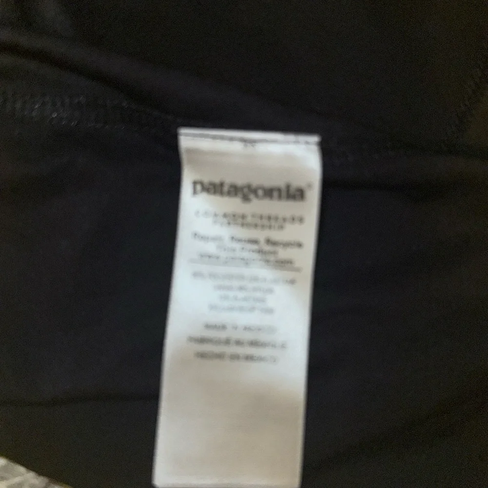 Patagonia Black tank - Picture 3 of 8